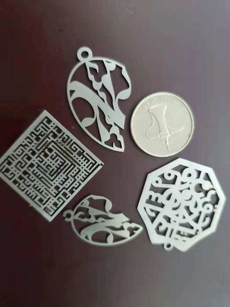 Steel jewelry pendants